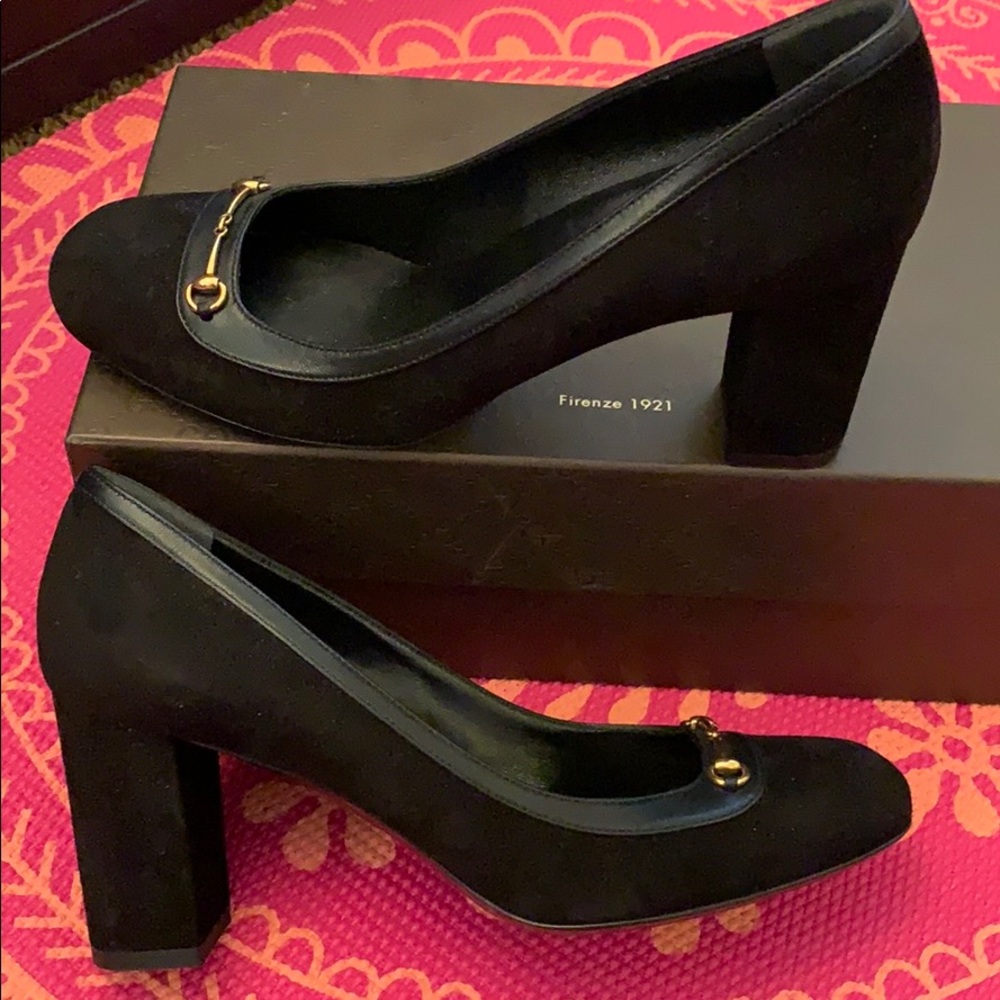 GUCCI HORSEBIT Suede Heels 💋